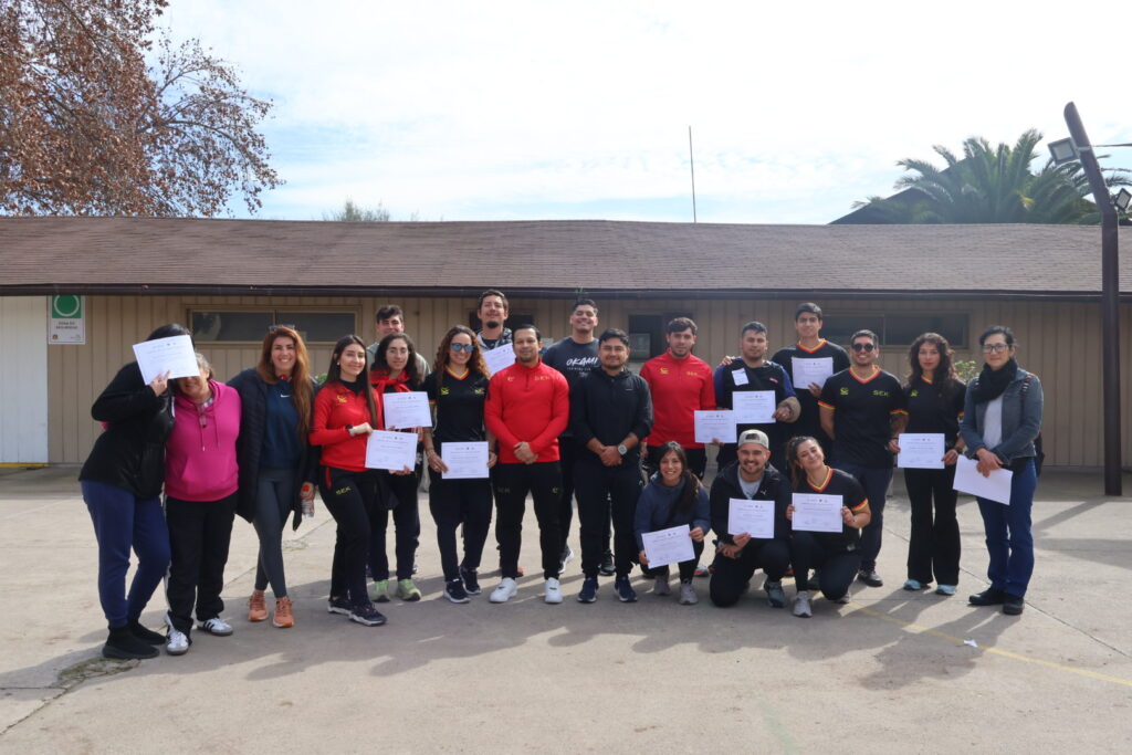 Estudiantes realizan evaluaciones de condición física durante jornada de INTEGRAUSEK